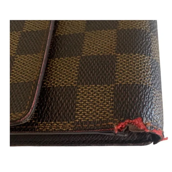 #98 LOUIS VUITTON | Authentic 2006 Damier Ebene Alexandra Wallet - Picture 3 of 15